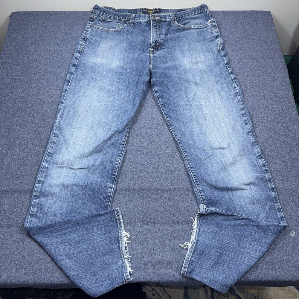 Lucky Brand 329 Classic Straight Jeans Mens 38x36 Zip Fly Blue Medium Wash Tall
